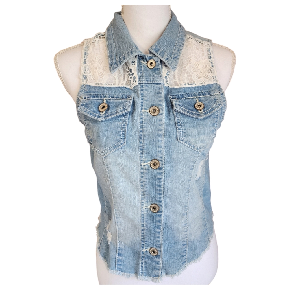 Maurices Women's Demin & Lace Sleeveless Vest, Button Up, Size Small, S